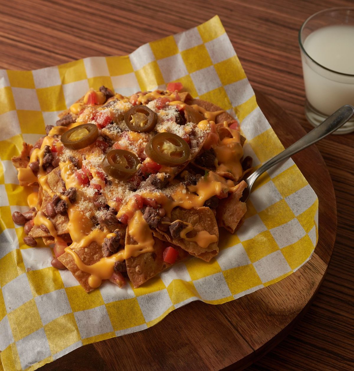 Nachos mit Käse & Salsa